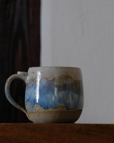 Tasse Steinzeug mit Farbverlauf Tasse Steinzeug mit Farbverlauf